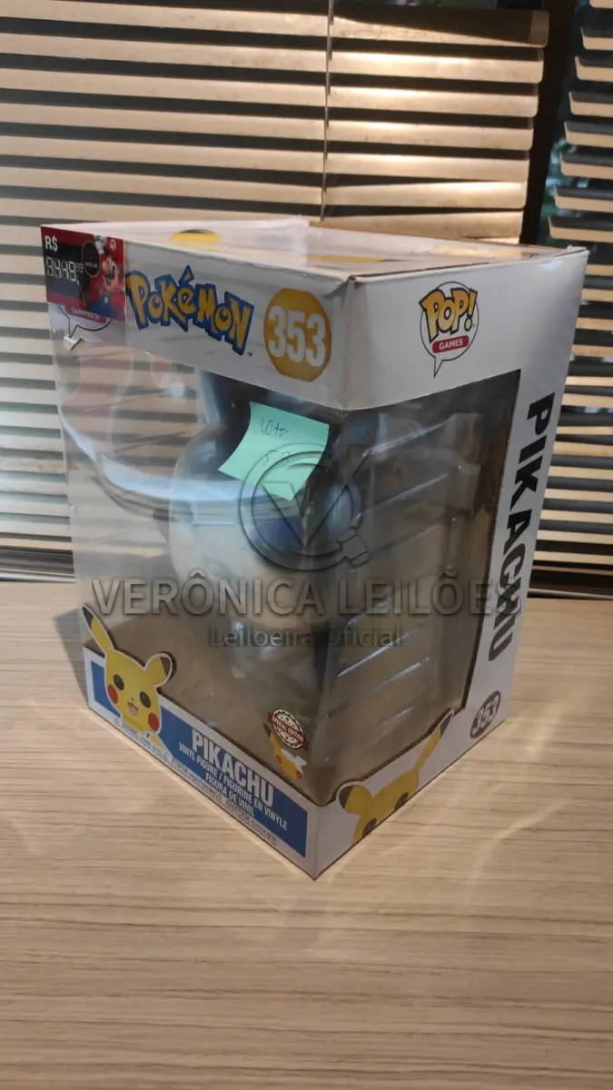 LOTE 053 - Funko Pop! Pokemon - Pikachu prateado - Código 353 Grande