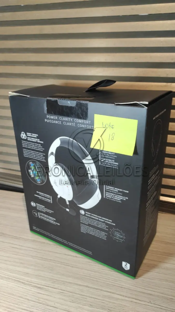 LOTE 017 - Fone de ouvido/Headset Razer Kaira X com fio - Branco