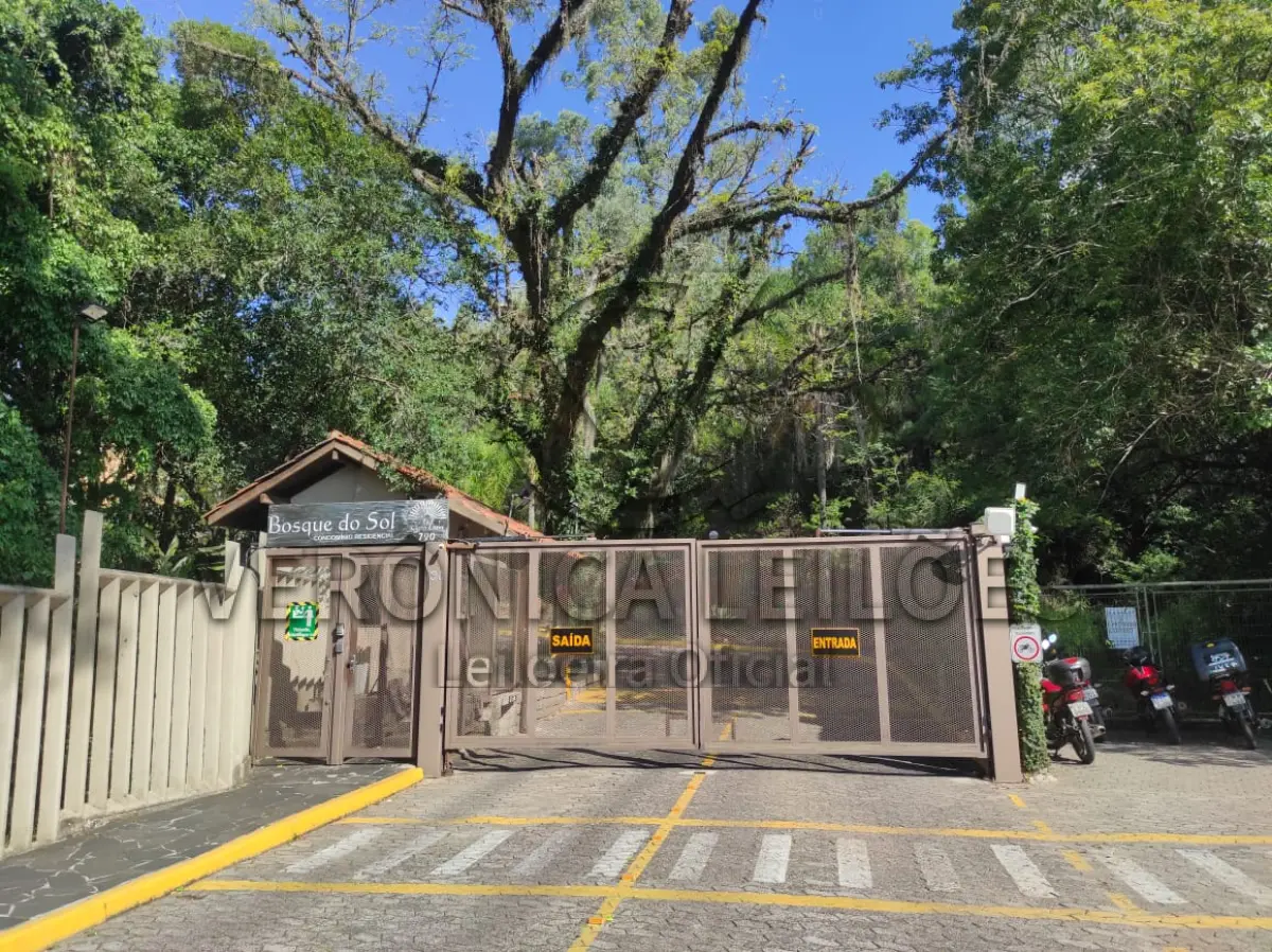LOTE 001 - Apartamento Nº 732 do Condomínio Residencial Bosque do Sol Nascente