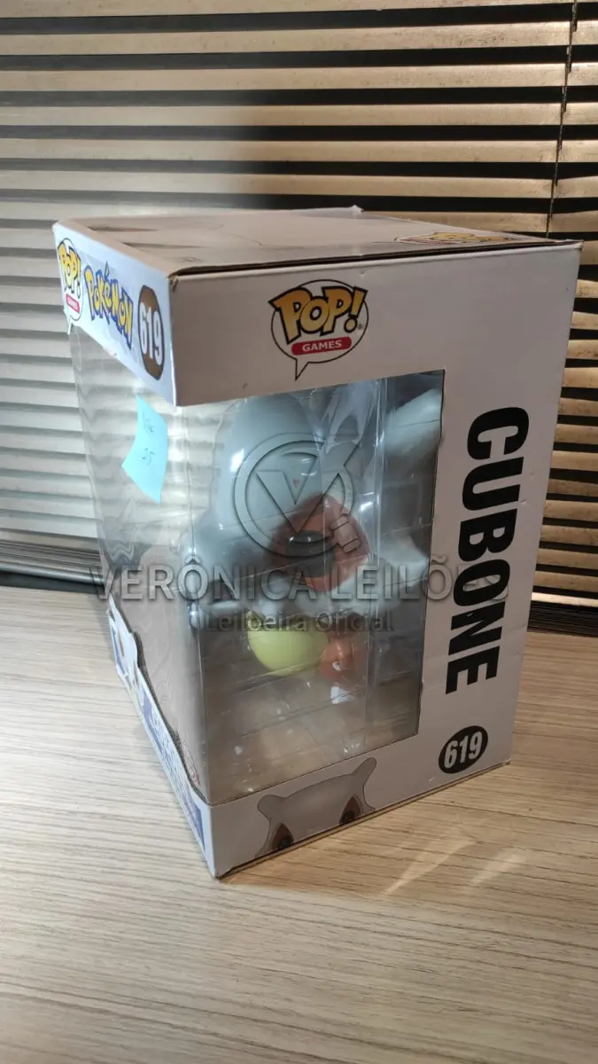 LOTE 075 - Funko Pop 619 - Pokemon Cubone - Grande