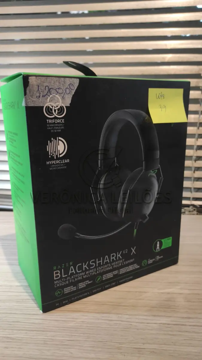 LOTE 038 - Fone de ouvido/Headset Razer Blackshark v2 X