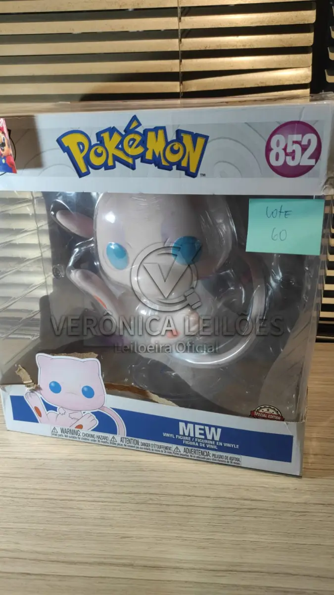 LOTE 060 - Funko Pop! Pokemon - Mew - Cod 852 - Grande