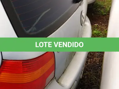 LOTE 001 - Golf 2002