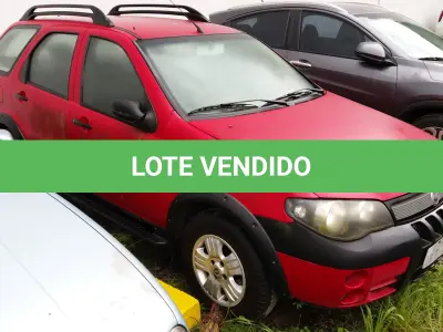 LOTE 002 - FIAT PALIO WEEKEND 2005/2006