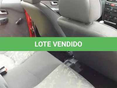 LOTE 002 - FIAT PALIO WEEKEND 2005/2006