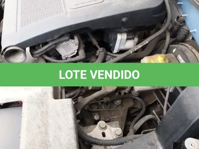 LOTE 001 - Golf 2002