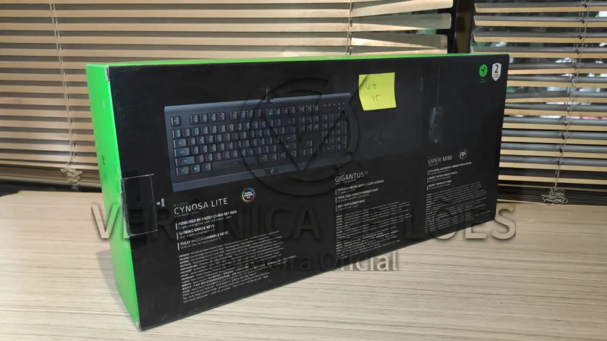 LOTE 044 - Kits teclado e mouse Razer Level Up Bundle Cynosa Lite