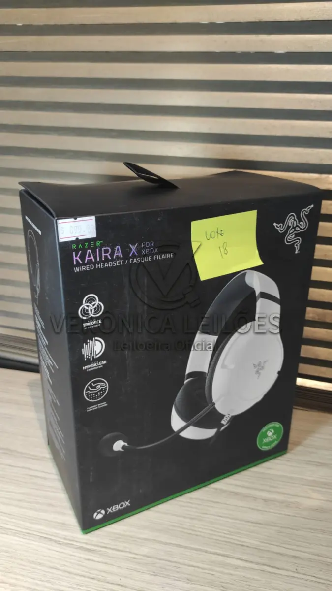 LOTE 017 - Fone de ouvido/Headset Razer Kaira X com fio - Branco