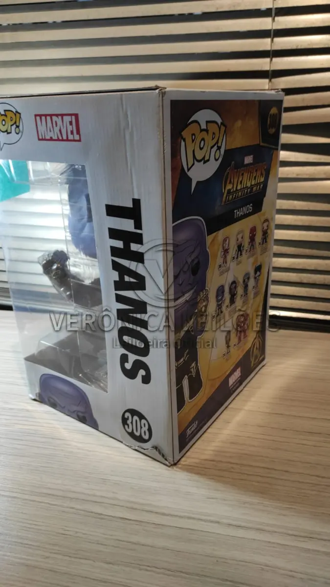 LOTE 059 - Funko Pop! Av. infinity wars - Thanos - 308- Grande
