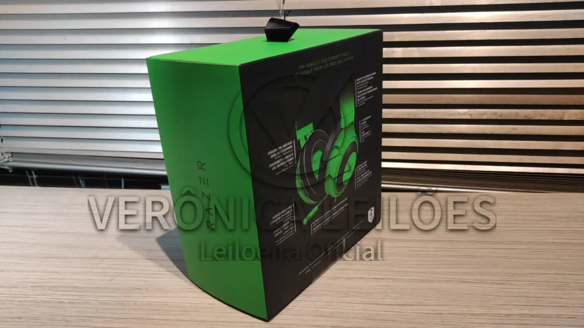 LOTE 022 - Fone de ouvido/Headset Razer Kraken preto Surround 7.1