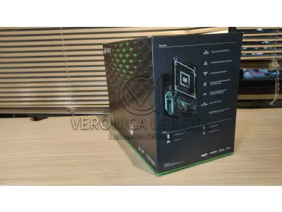 LOTE 014 - Videogame Xbox - Series X - 1 TB SSD - Preto