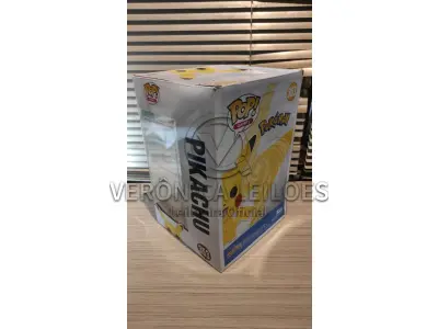 LOTE 053 - Funko Pop! Pokemon - Pikachu prateado - Código 353 Grande