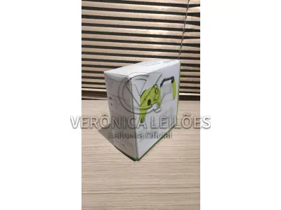 LOTE 033 - Controle para Xbox Eletric Volt