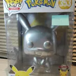 LOTE 054 - Funko Pop! Pokemon - Pikachu prateado - Código 353 Grande