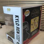 LOTE 064 - Funko Pop! Star Wars 344 - Kylo Ren Supreme Leader - Grande
